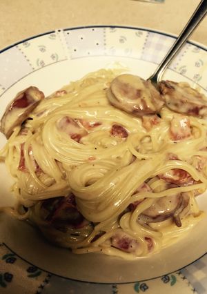 A picture of Angel Hair Pasta With Smoked Sausage.