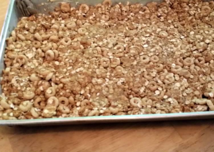 Recipe of Ultimate No bake flax seed PB granola bars