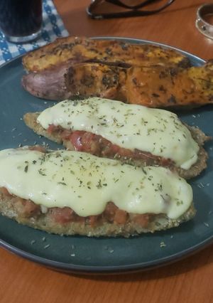 Una foto de Berenjenas a la Napolitana con Boniatos Asados