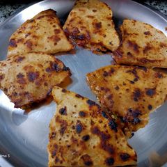A picture of Leftover chapati toast.