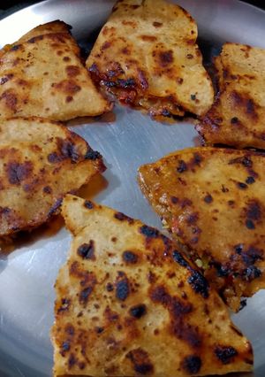 A picture of Leftover chapati toast.