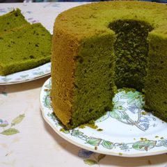 A picture of Green Tea Chiffon Cake.