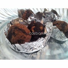 A picture of Chocolate Cake Ball.