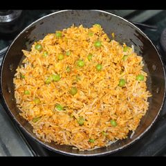 A picture of Matar paneer pulao.
