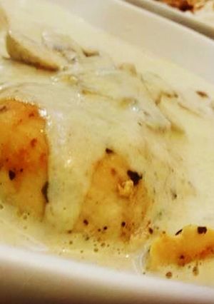 صورة لوصفة الدجاج بكريمة الفطر (بولو الفريدو)