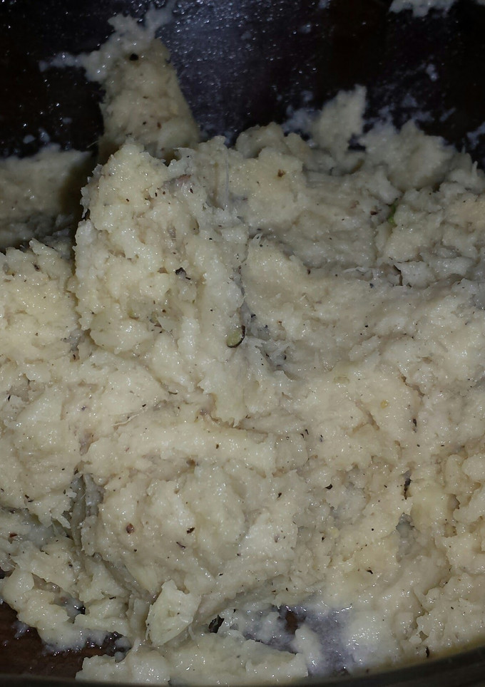 A picture of Mashed Parsnips.