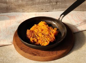Una foto de 🔥🍠🥃Batatas flambeadas asadas al rescoldo - Batatas caramel scotch 🥃🍠🔥
