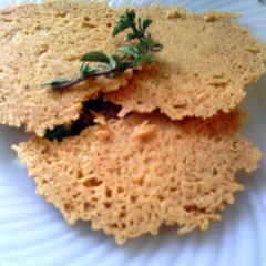 parmesan crisp A picture of parmesan crisp.