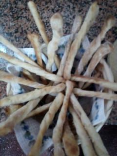 Una foto de Grissines de sésamo y queso