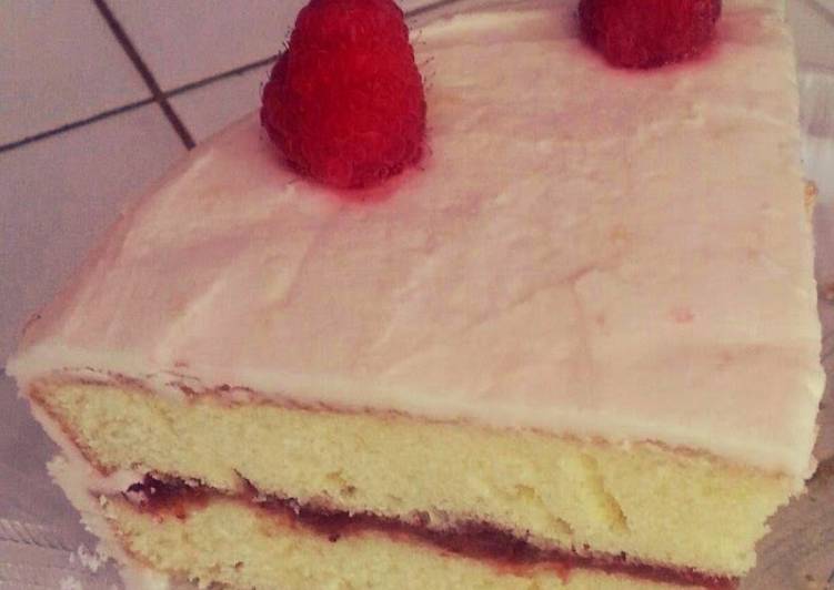 Berry-Lemon Yellow Cake Berry-Lemon Yellow Cake