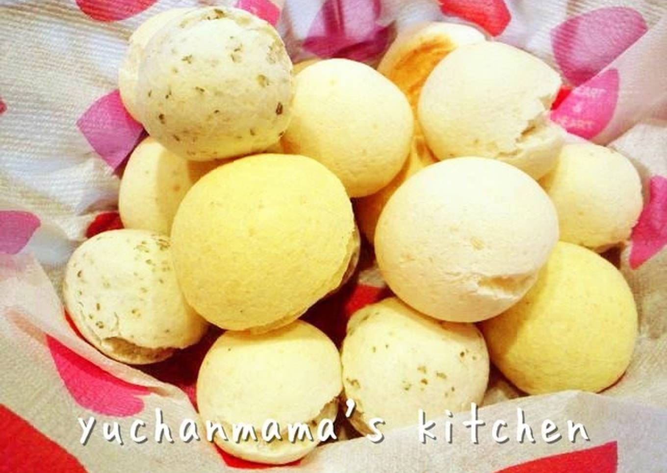 Assorted Pao De Queijo