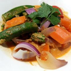 A picture of Vegan Curry In A Hurry In 6 Minutes.
