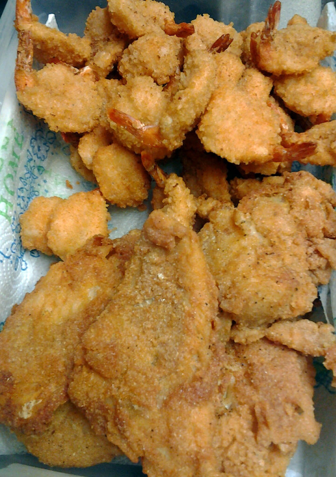 A picture of fried cod.