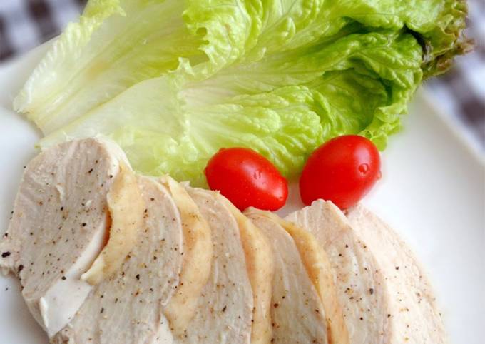 Simple Tender Boiled Chicken (Breast Meat)