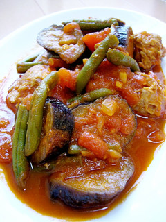 A picture of Meatballs in Tomato Sauce - Great with Pasta.