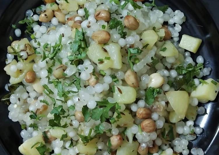 Recipe: Eating on a Dime Sabudana Khichdi