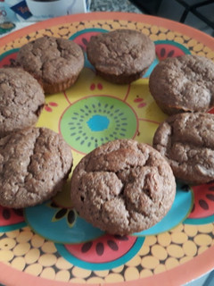 Una foto de Muffins de cacao y banana SIN HARINA