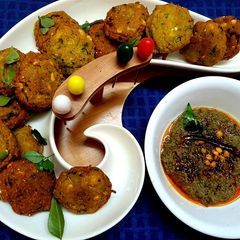 A picture of Masala Vada.