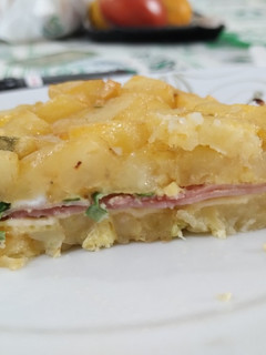 Una foto de Tortilla de papa rellena al horno!!