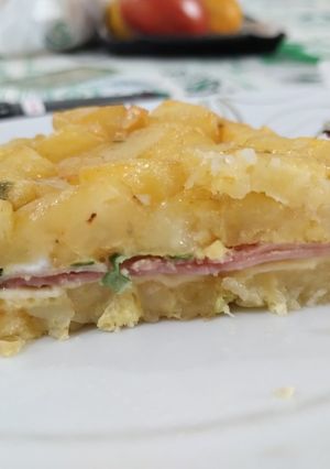 Una foto de Tortilla de papa rellena al horno!!