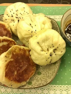 高麗菜肉煎包 的食譜成品照片