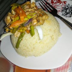 A picture of Chicken stir fry.