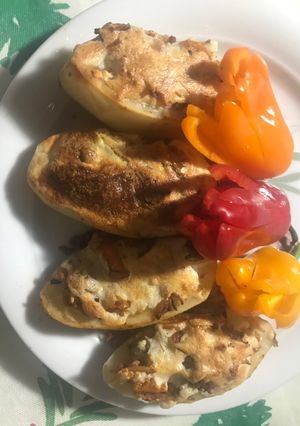 A picture of Stuffed Potato Boats.