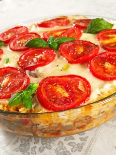 Ínyenc mozzarellás, paradicsomos, rakott csirkemell recept fotója