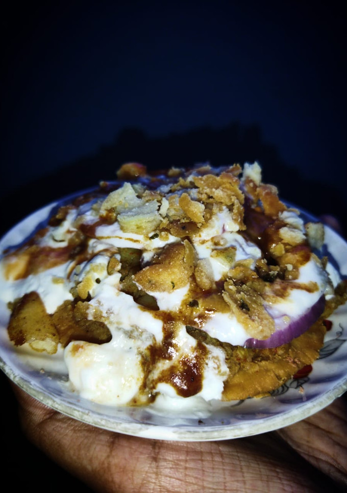 पापड़ी चाट (papdi chaat recipe in Hindi) रेसिपी मुख्य फोटो