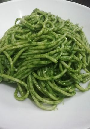 Una foto de Salsa pesto
