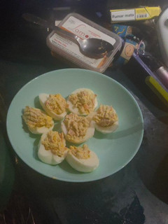 Una foto de Huevos rellenos