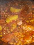 Guiso de Lentejas con Carne y Salchicha Parrillera