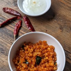 A picture of Red chilli Sabudana Khichadi / Tikhatacha Sabudana.