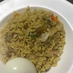 A picture of Noodles.