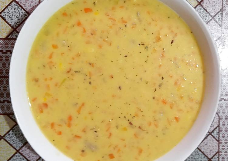 Sweet corn cream soup