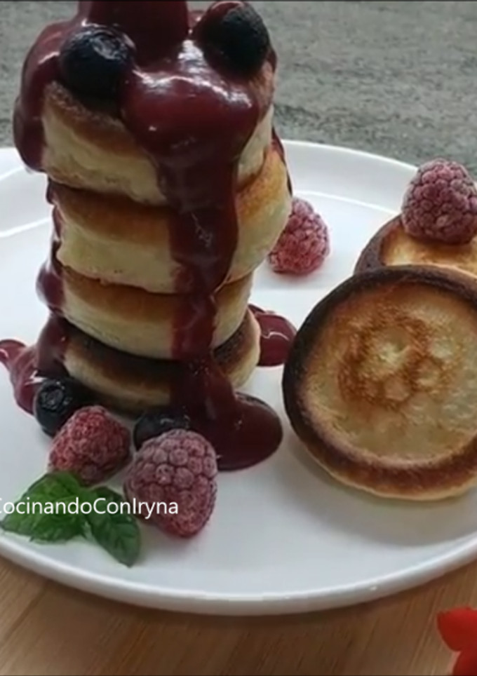 Una foto de Tortitas rusas, riquísimas y esponjosas
