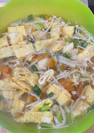 Foto resep 84. Sup Enokitake Telur Dadar
