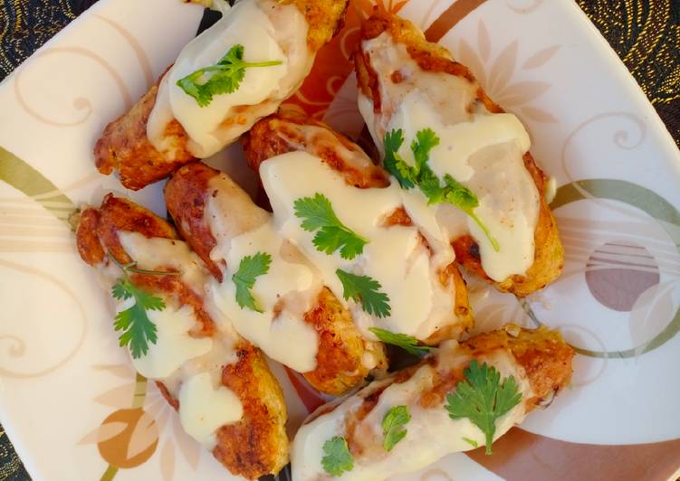 Chicken Cheese Kabab With White Sauce