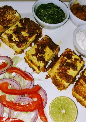 आम पनीर पसंदा टिक्का (Aam paneer pasanda tikka recipe in Hindi) रेसिपी मुख्य फोटो