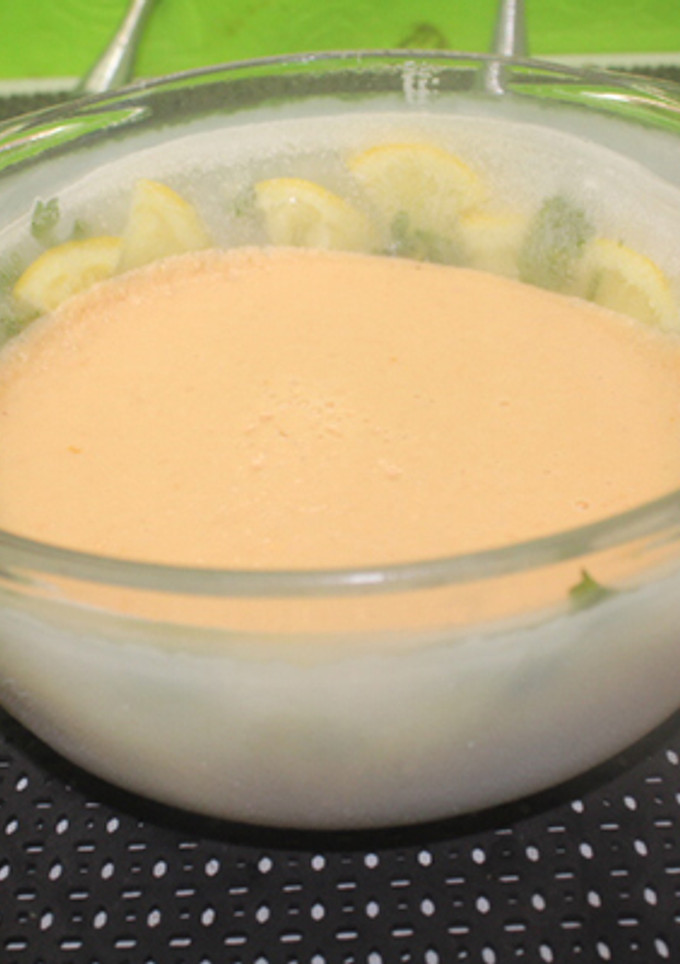 Una foto de Gazpacho en cubito de ciruelas