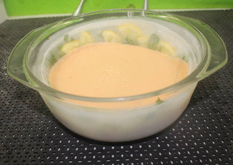 Gazpacho en cubito de ciruelas
