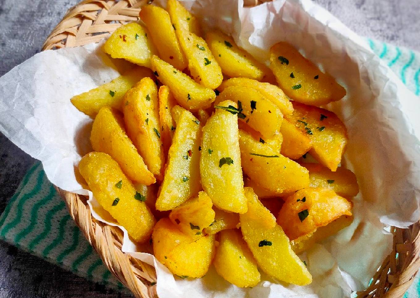 Kentang goreng daun jeruk