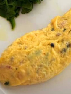 Foto de Omelete de Mozarella e Espinafres