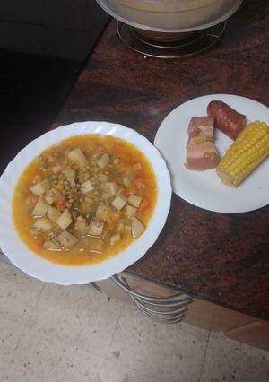 Una foto de Potaje de lentejas tradicional