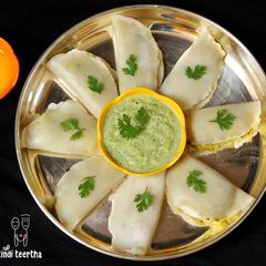 A picture of Khara Kadubu, Sihi Kadubu (Savoury & Sweet Pudding/Dumplings).