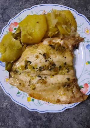 Una foto de Lubina a la espalda