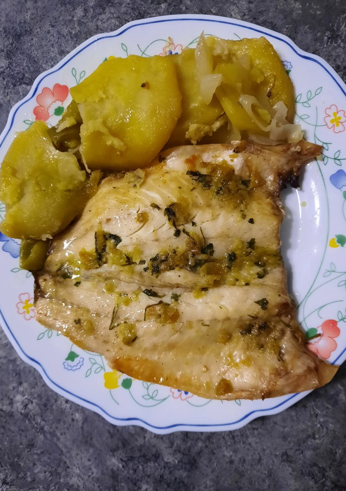 Una foto de Lubina a la espalda