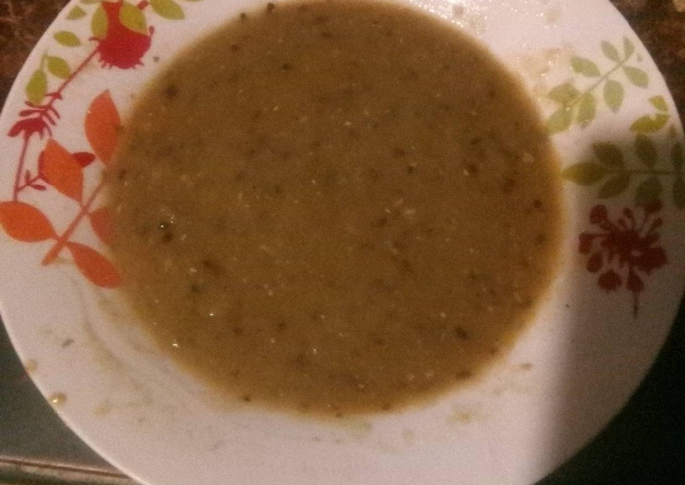 Sopa de lentejas y verduras