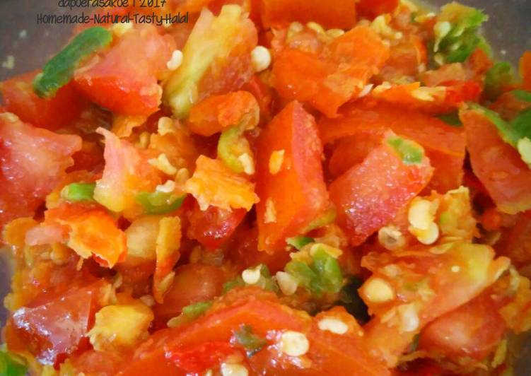 Resep: Sambal tomat penyet yang Nikmat