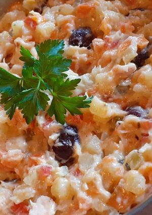 O poză a rețetei Salată de ton cu legume și maioneză.
